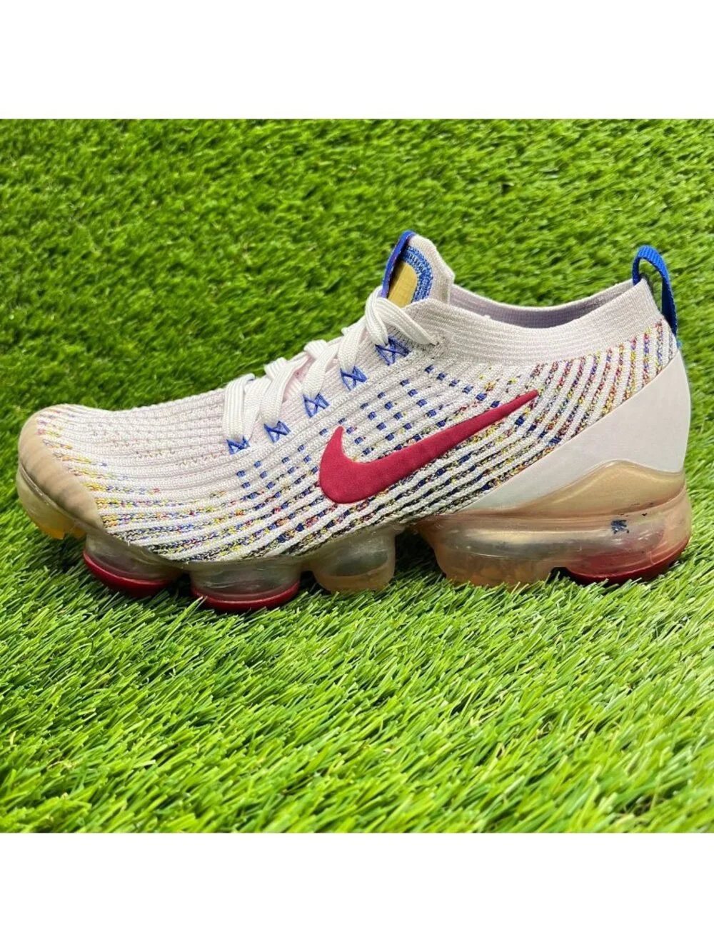 Nike Air VaporMax Flyknit 3 Light Violet Womens Size 7.5 Running Shoes Sneakers